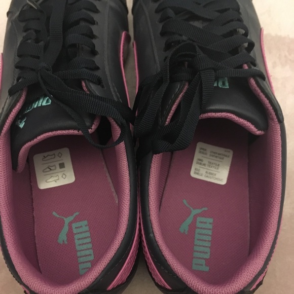 Puma women’s driving shoes - Picture 2 of 2